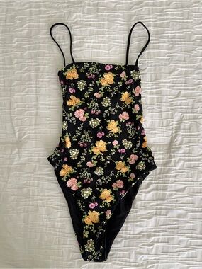 Beach Bunny Black Floral Casablanca Luna One-Piece Swimsuit size S